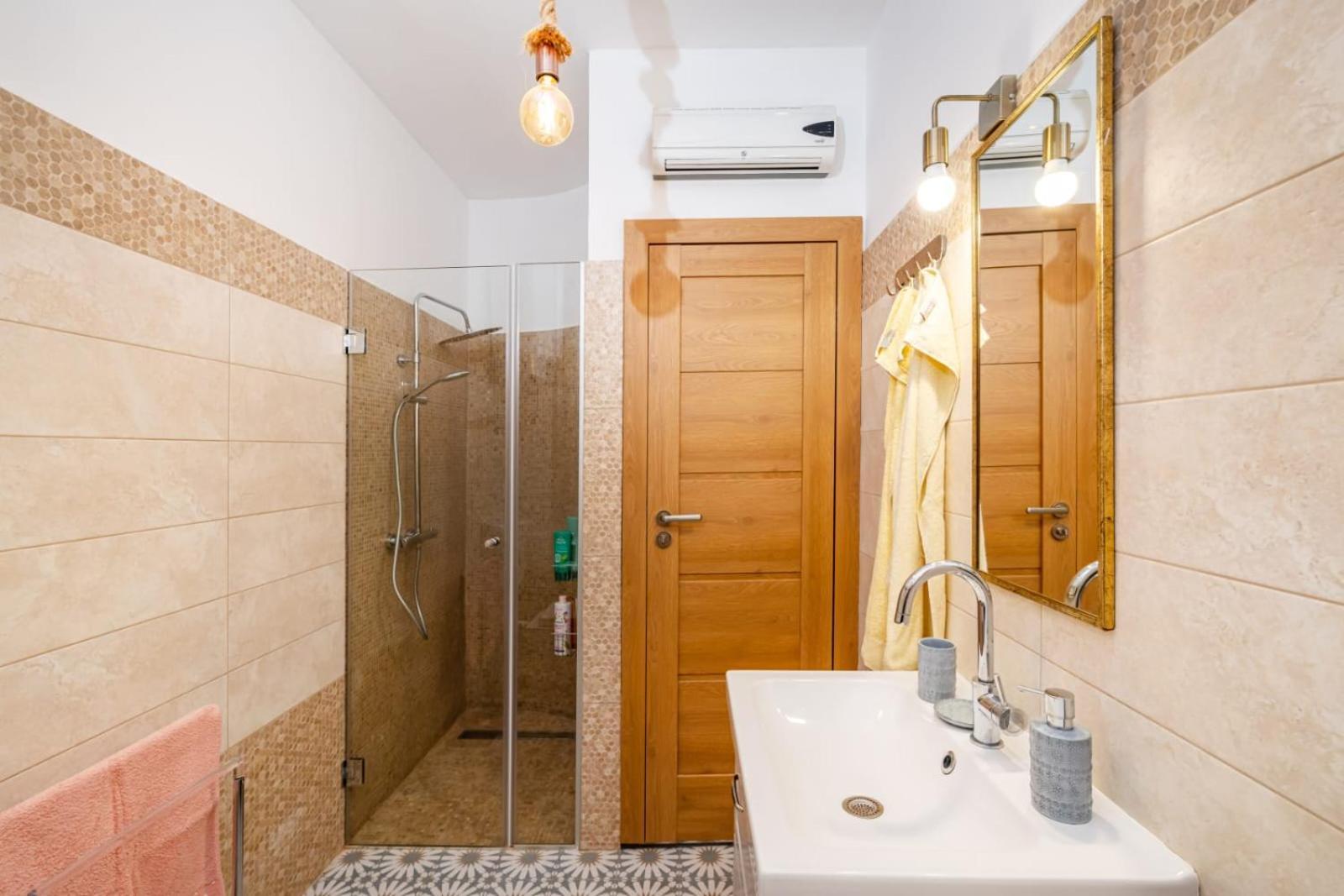 Apartament Ida Arts